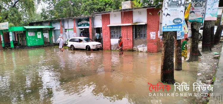 ডুমুরিয়া উপজেলা পরিষদের চত্বর