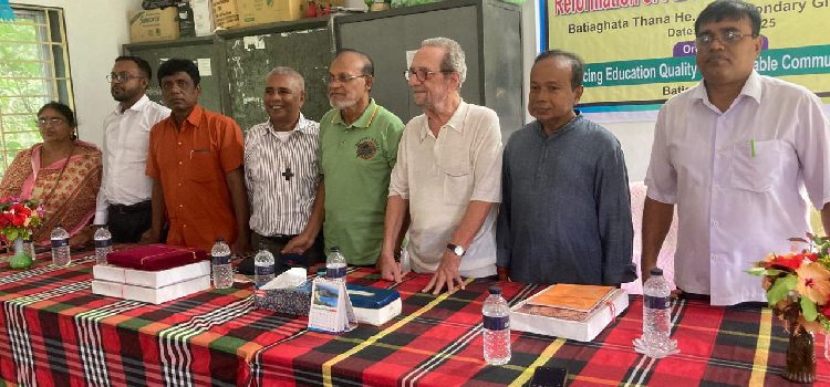 batiaghata maddhomik balika biddaloye ovivabok somabesh