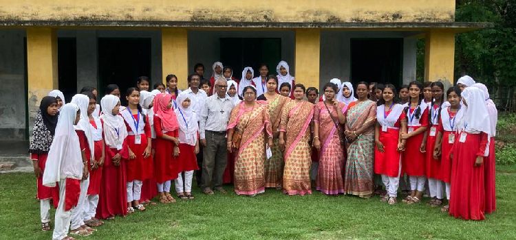 batiaghata maddhomik balika biddaloye ovivabok somabesh