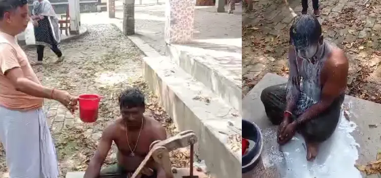 paikgachay dudh diye goshol